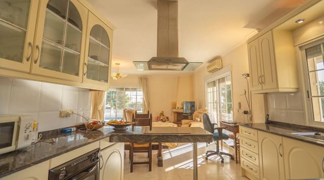 4 camera da letto Villa in vendita in Ciudad Quesada, Rojales con piscina garage - 445.000 € (Rif: 9208091)