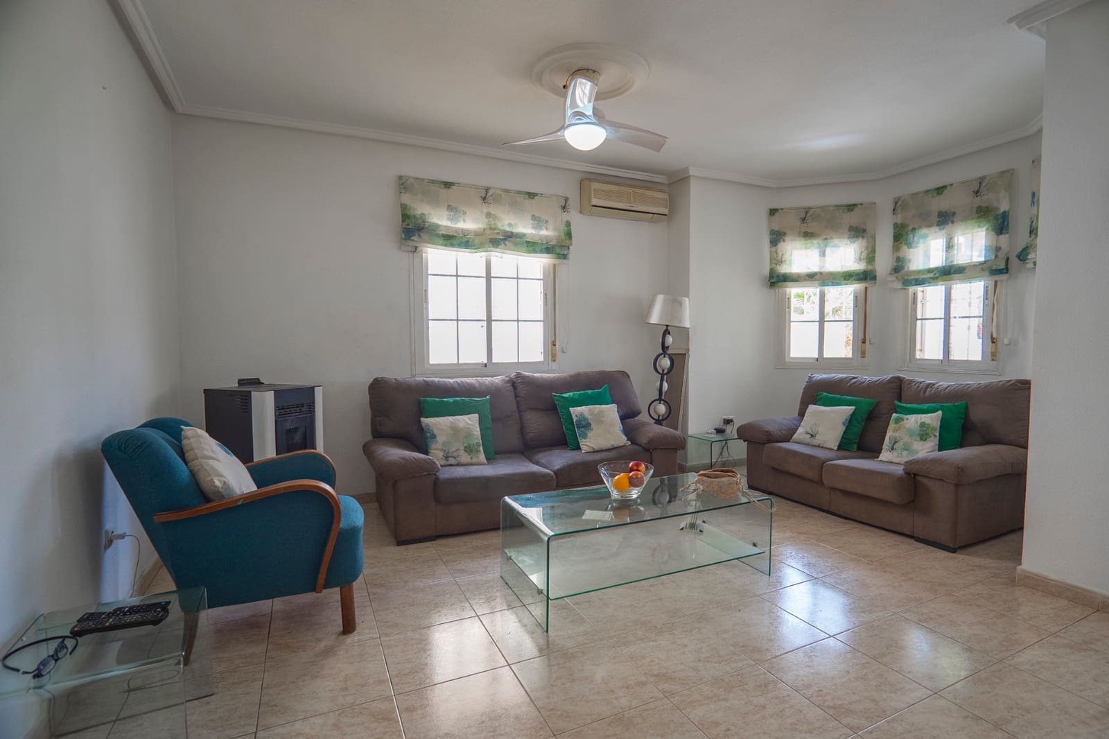 3 quarto Casa em Banda para venda em Dona Pepa com piscina - 249 950 € (Ref: 9221424)