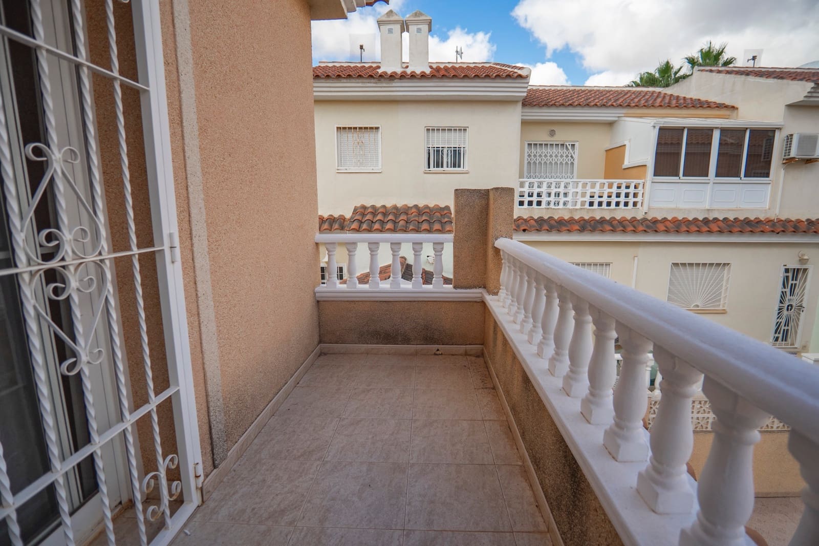 3 quarto Casa em Banda para venda em Dona Pepa com piscina - 249 950 € (Ref: 9221424)