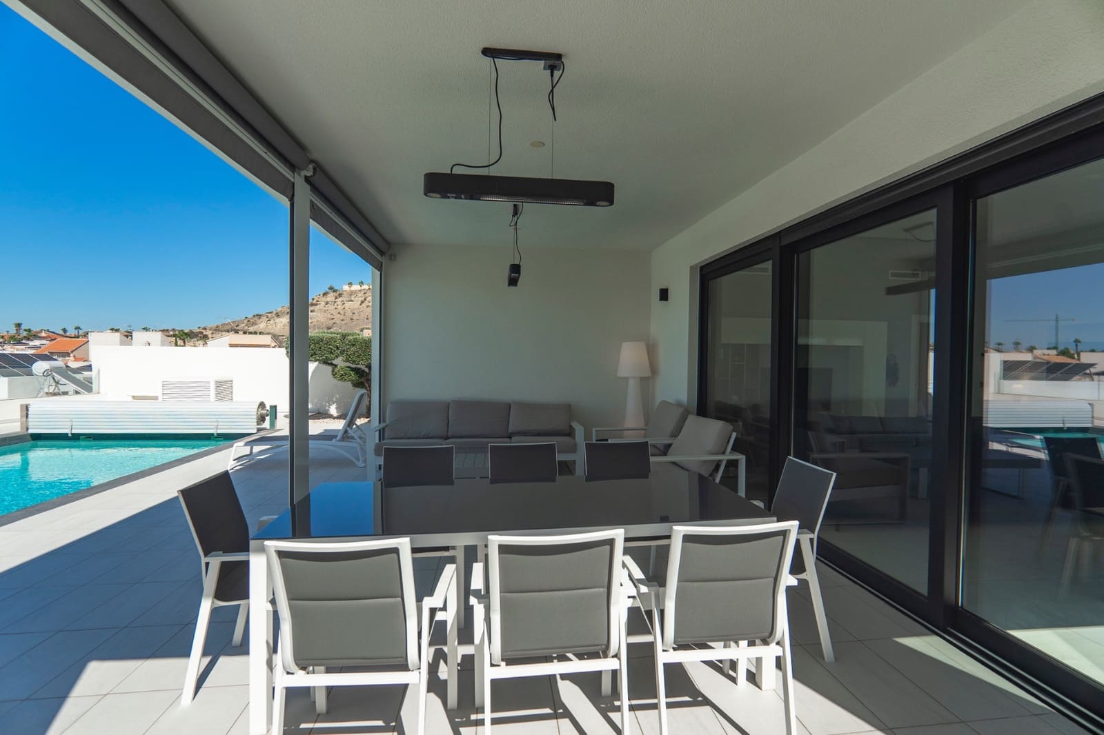 4 bedroom Villa for sale in Ciudad Quesada with pool - € 675,000 (Ref: 9227297)