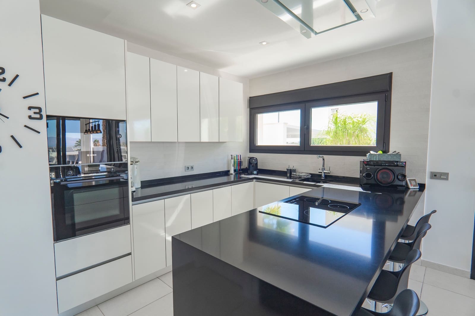 4 bedroom Villa for sale in Ciudad Quesada with pool - € 675,000 (Ref: 9227297)