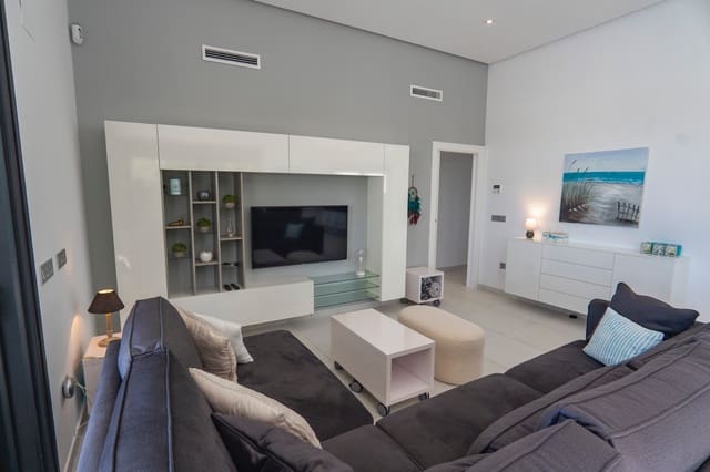 4 makuuhuone Huvila myytävänä paikassa Ciudad Quesada, Rojales mukana uima-altaan - 675 000 € (Ref: 9227297)