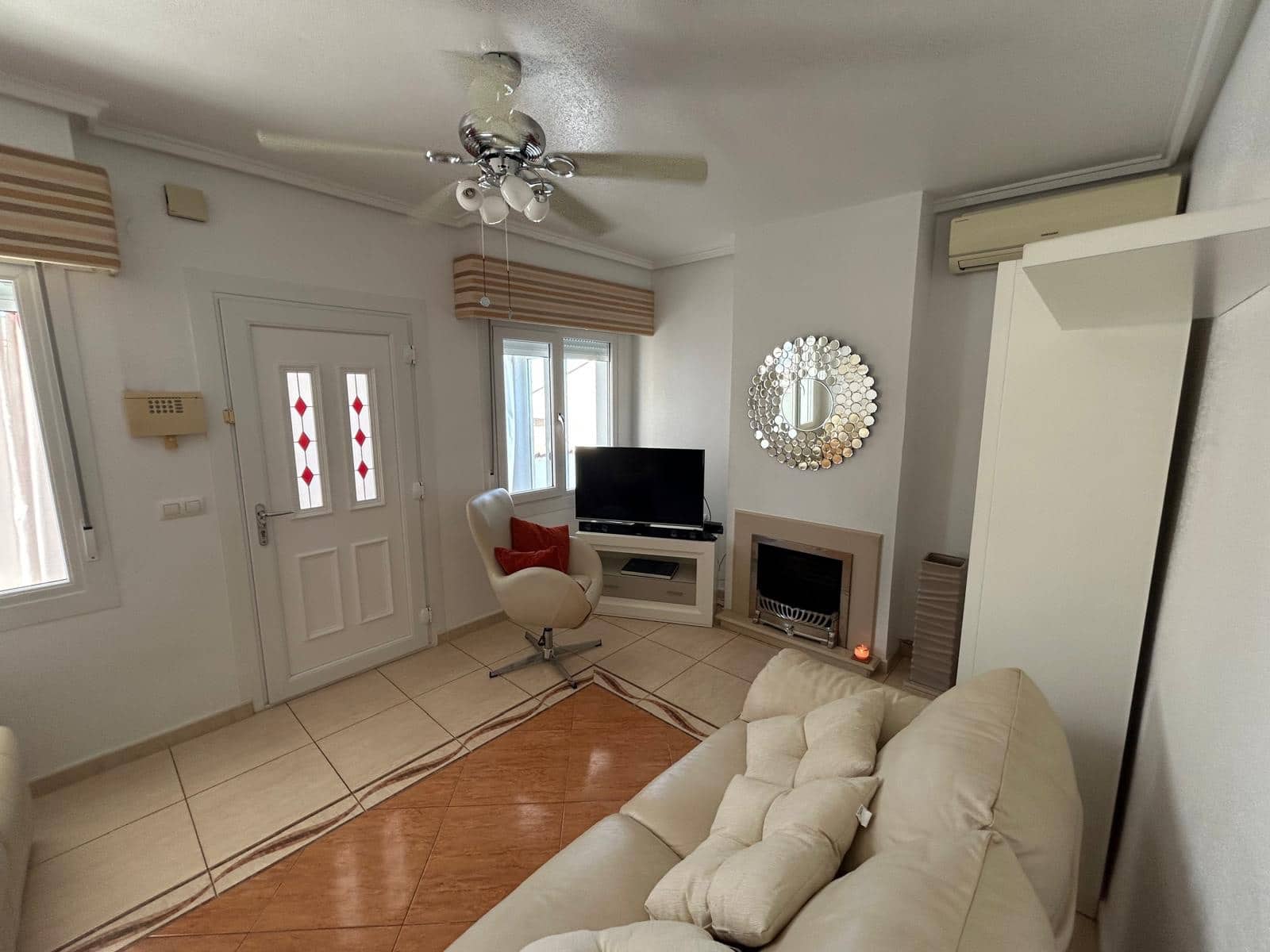 2 bedroom Villa for sale in La Marquesa with pool - € 215,000 (Ref: 9251514)