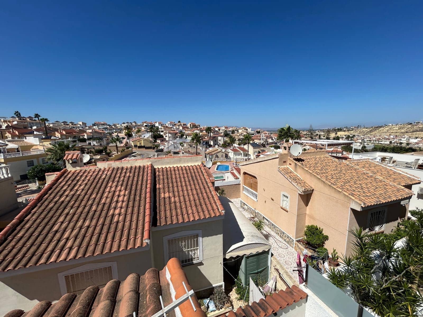 2 bedroom Villa for sale in La Marquesa with pool - € 215,000 (Ref: 9251514)