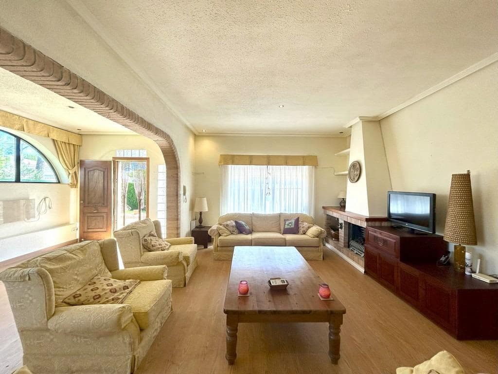 3 soverom Villa til salgs i Cabo Roig med svømmebasseng garasje - € 790 000 (Ref: 9251868)