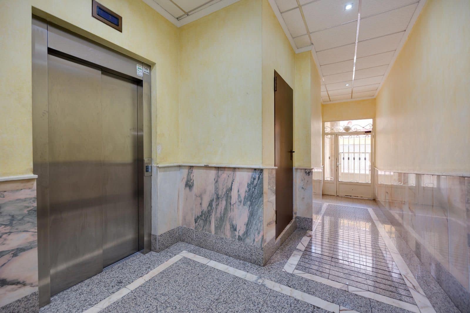 3 Zimmer Apartment zu verkaufen in Torrevieja mit Garage - 244.969 € (Ref: 9317231)