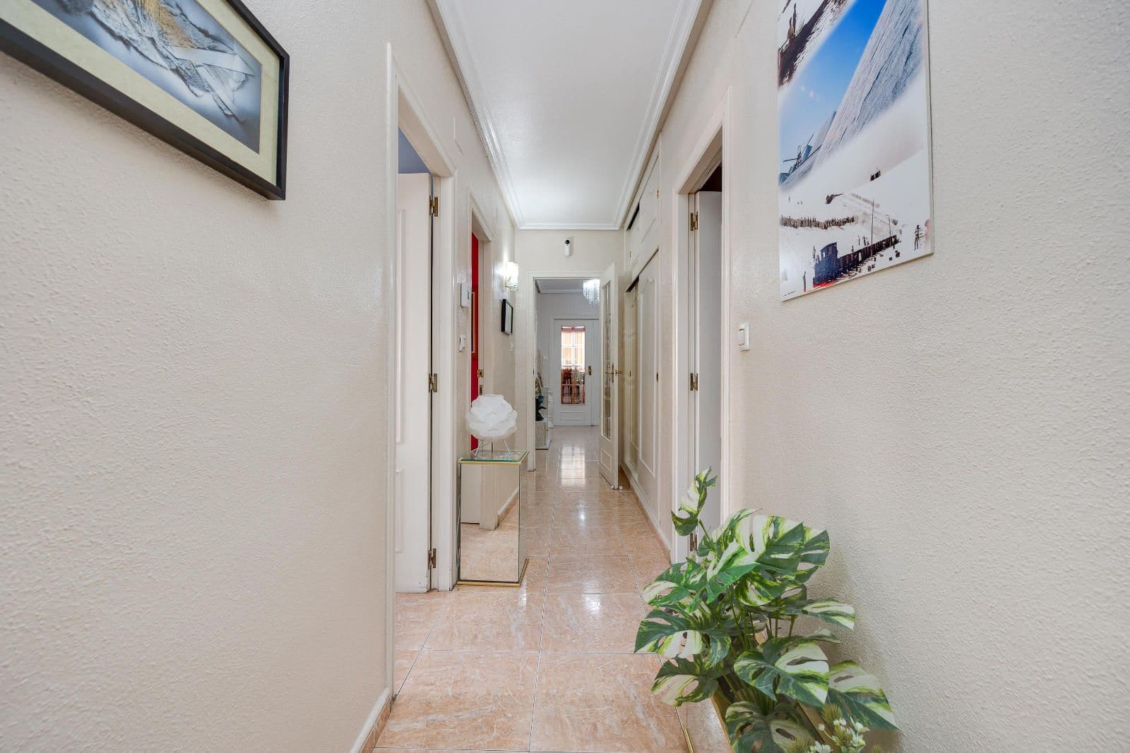 5 chambre Appartement à vendre à Torrevieja - 249 969 € (Ref: 9317232)
