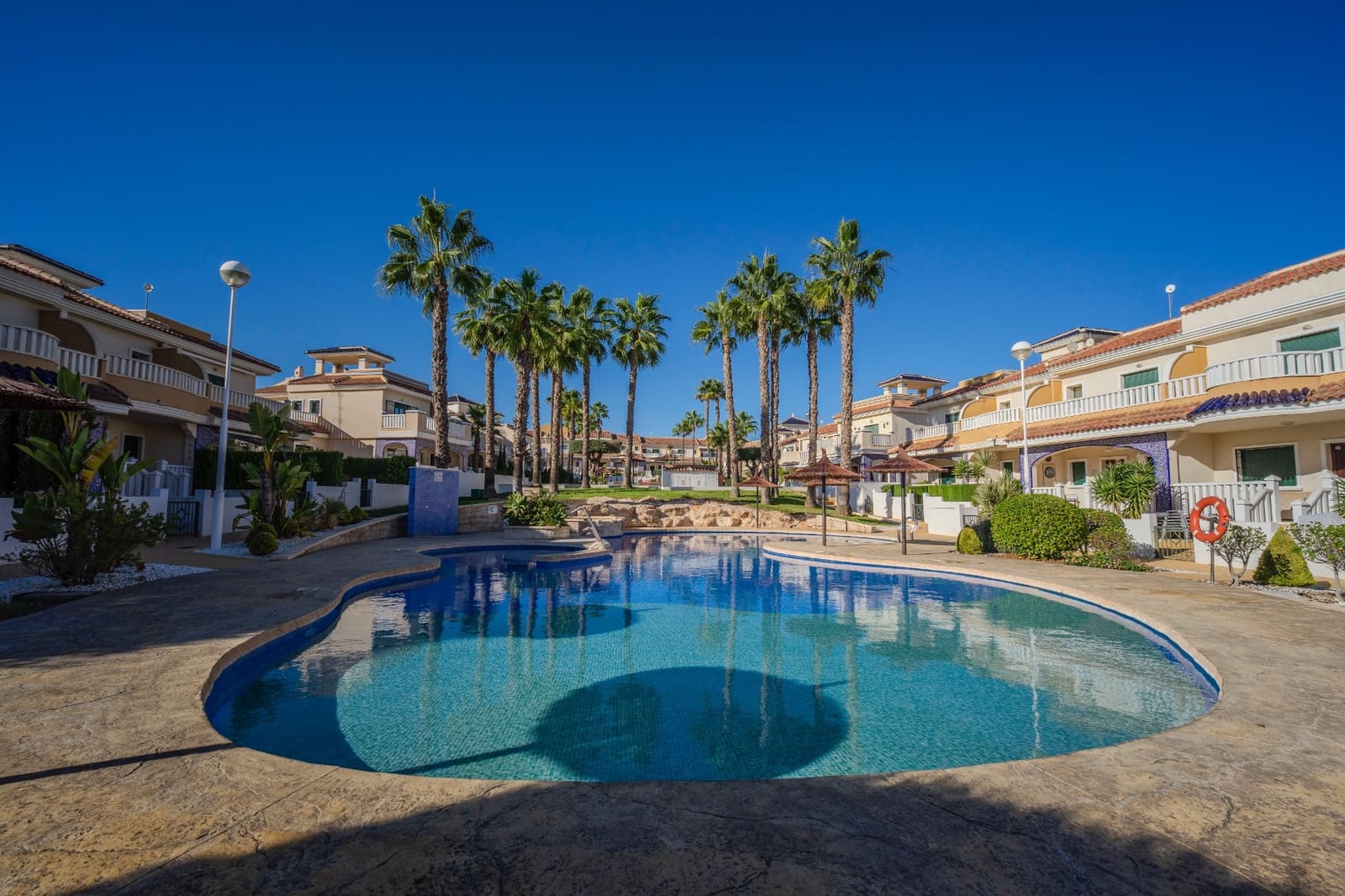 Casa de 3 habitaciones en Doña Pepa en venta con piscina - 235.000 € (Ref: 9339224)