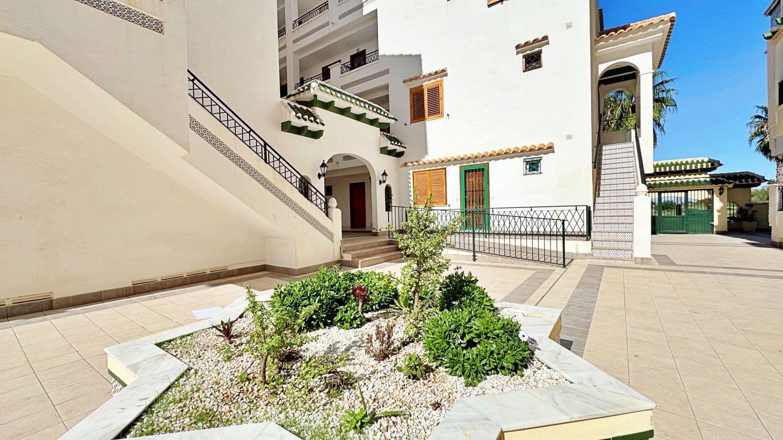 1 soveværelse Lejlighed til salg i La Mata - € 187.900 (Ref: 9343180)