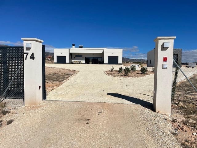 4 bedroom Villa for sale in Pinoso with pool garage - € 436,000 (Ref: 9346832)