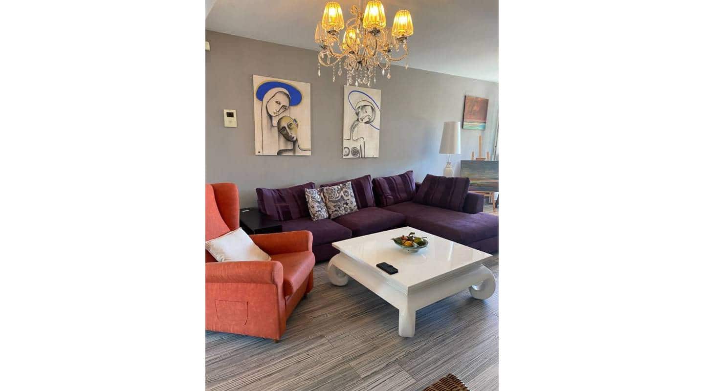 10 soverom Villa til salgs i San Isidro med svømmebasseng garasje - € 799 000 (Ref: 9353179)