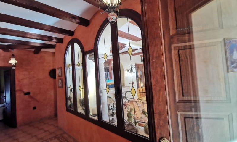 4 sypialnia Willa na sprzedaż w Orihuela Costa z basenem garażem - 1 450 000 € (Ref: 9358879)