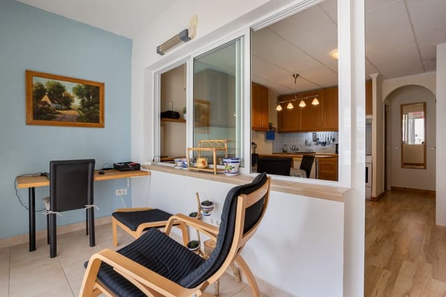 3 makuuhuone Huvila myytävänä paikassa La Siesta, Torrevieja - 146 900 € (Ref: 9371743)