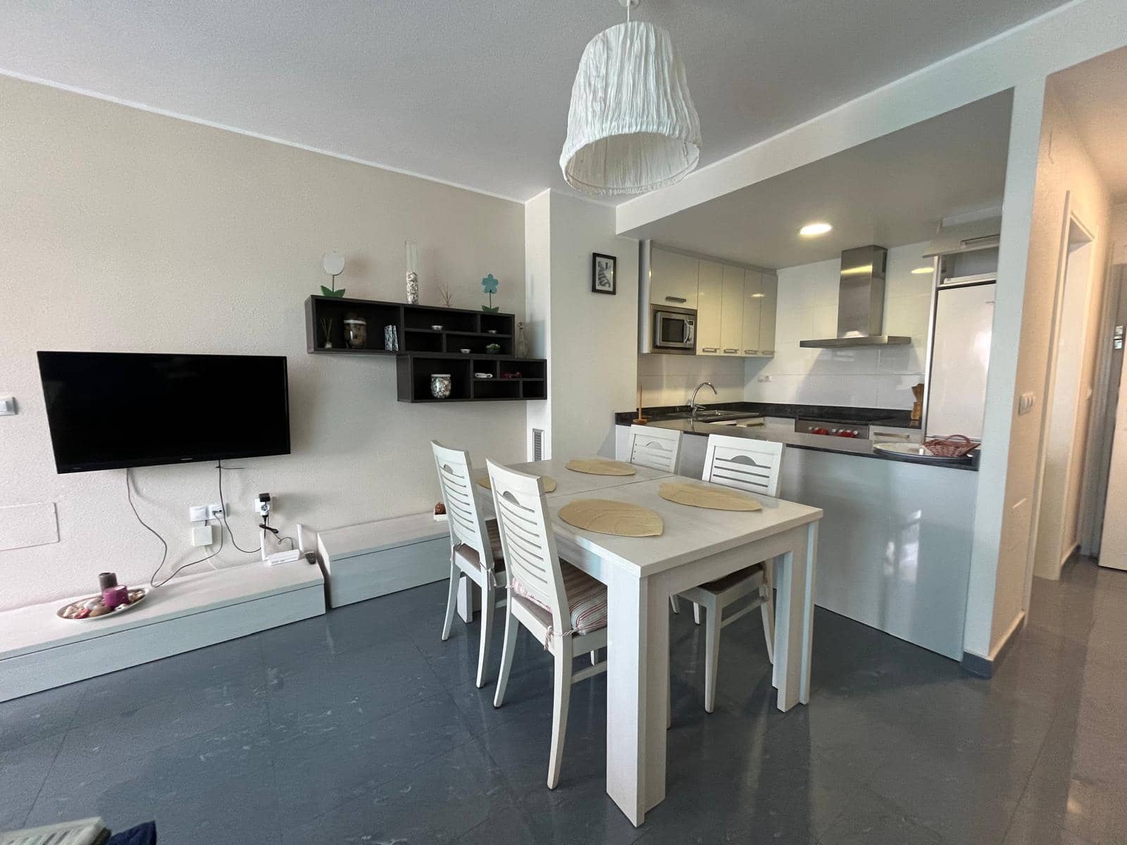 2 Zimmer Apartment zu verkaufen in La Manga del Mar Menor mit Pool Garage - 184.900 € (Ref: 9376627)