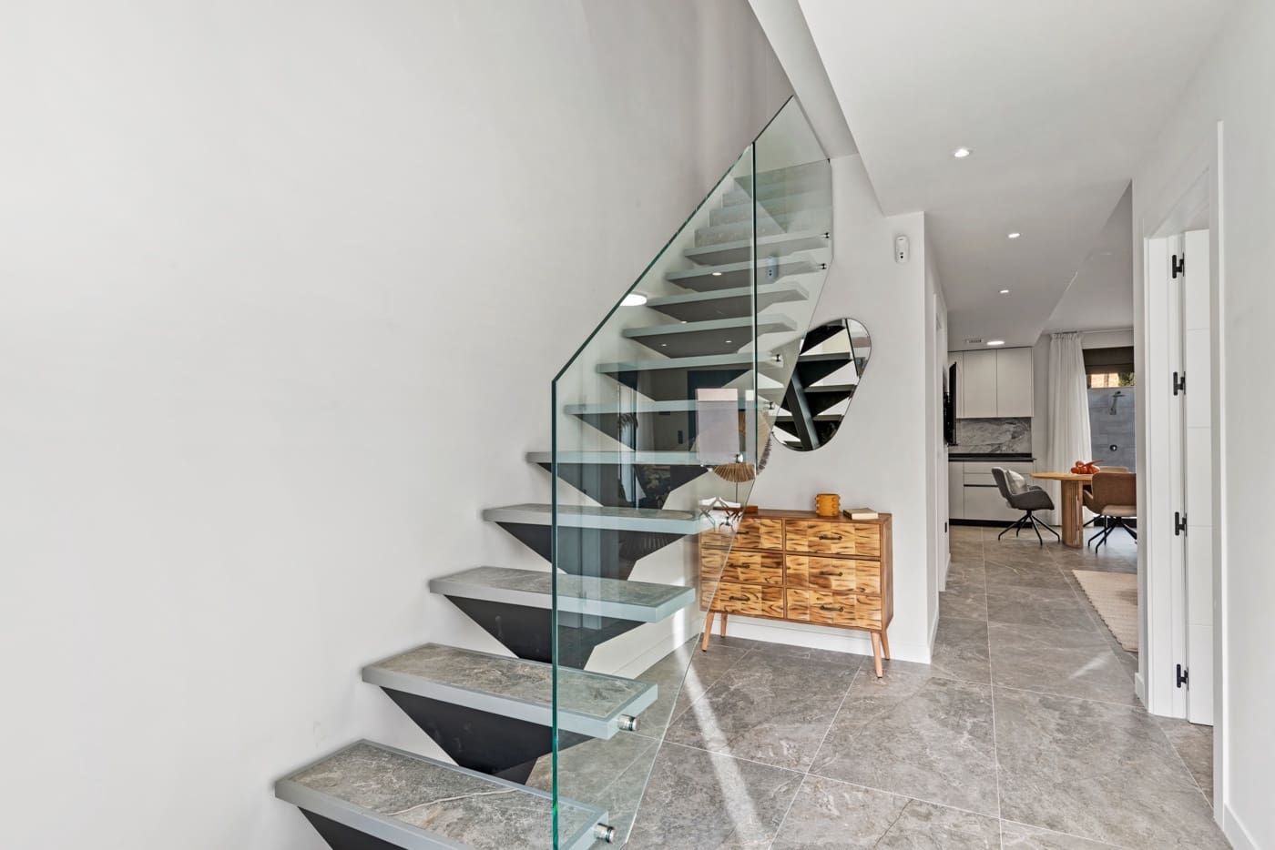 Chalet de 4 habitaciones en Torre de la Horadada en venta con piscina - 698.000 € (Ref: 9382359)