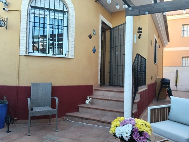 3 Zimmer Doppelhaus zu verkaufen in Los Montesinos mit Pool - 193.995 € (Ref: 9385224)