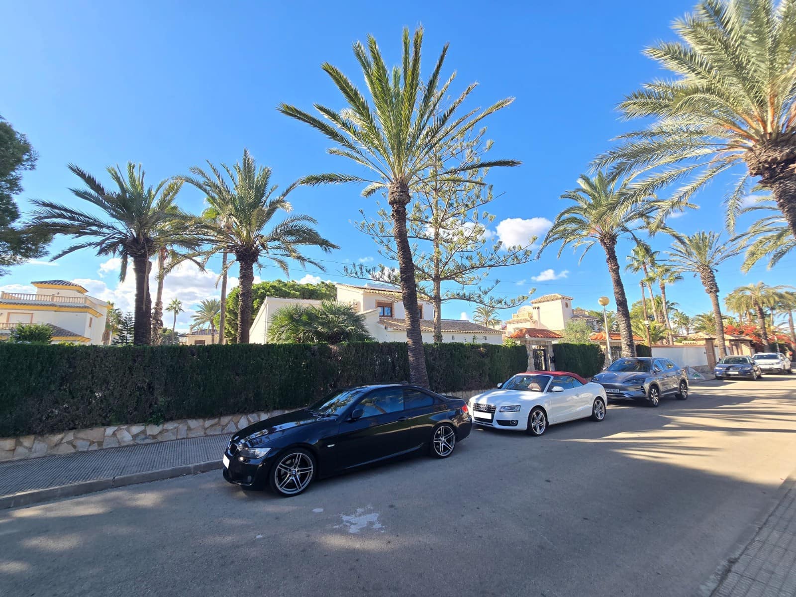 5 slaapkamer Villa te koop in Orihuela Costa met zwembad garage - € 850.000 (Ref: 9400555)