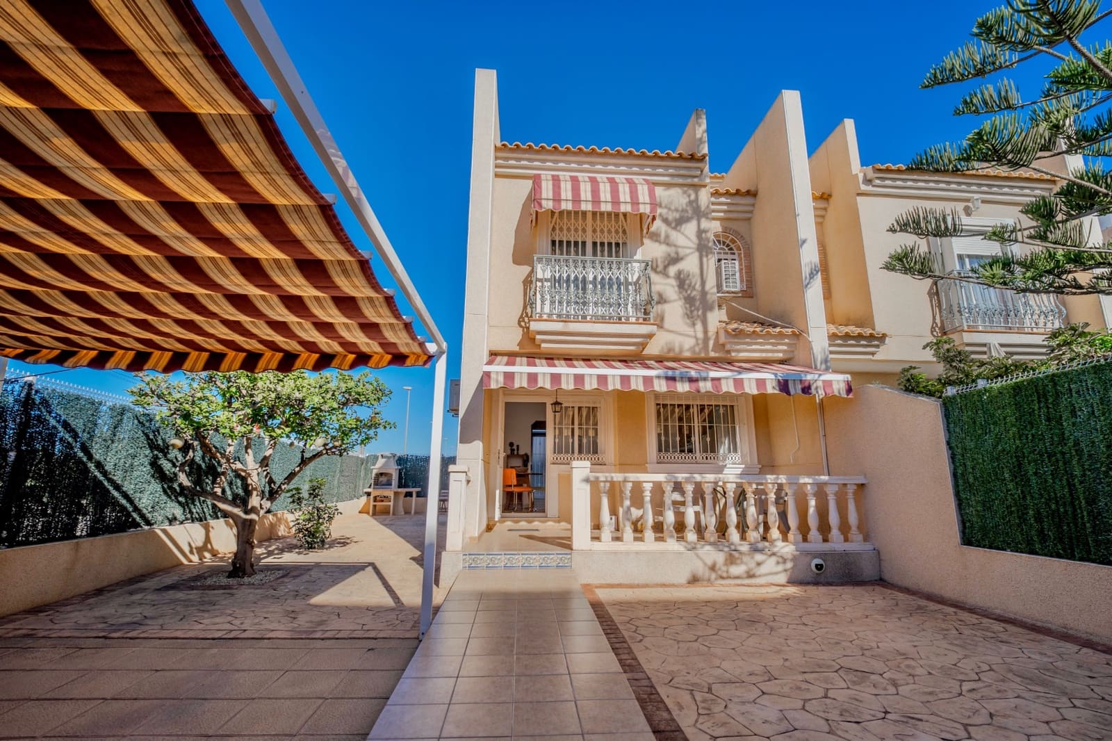 2 camera da letto Villetta Bifamiliare in vendita in Guardamar del Segura - 249.950 € (Rif: 9402666)