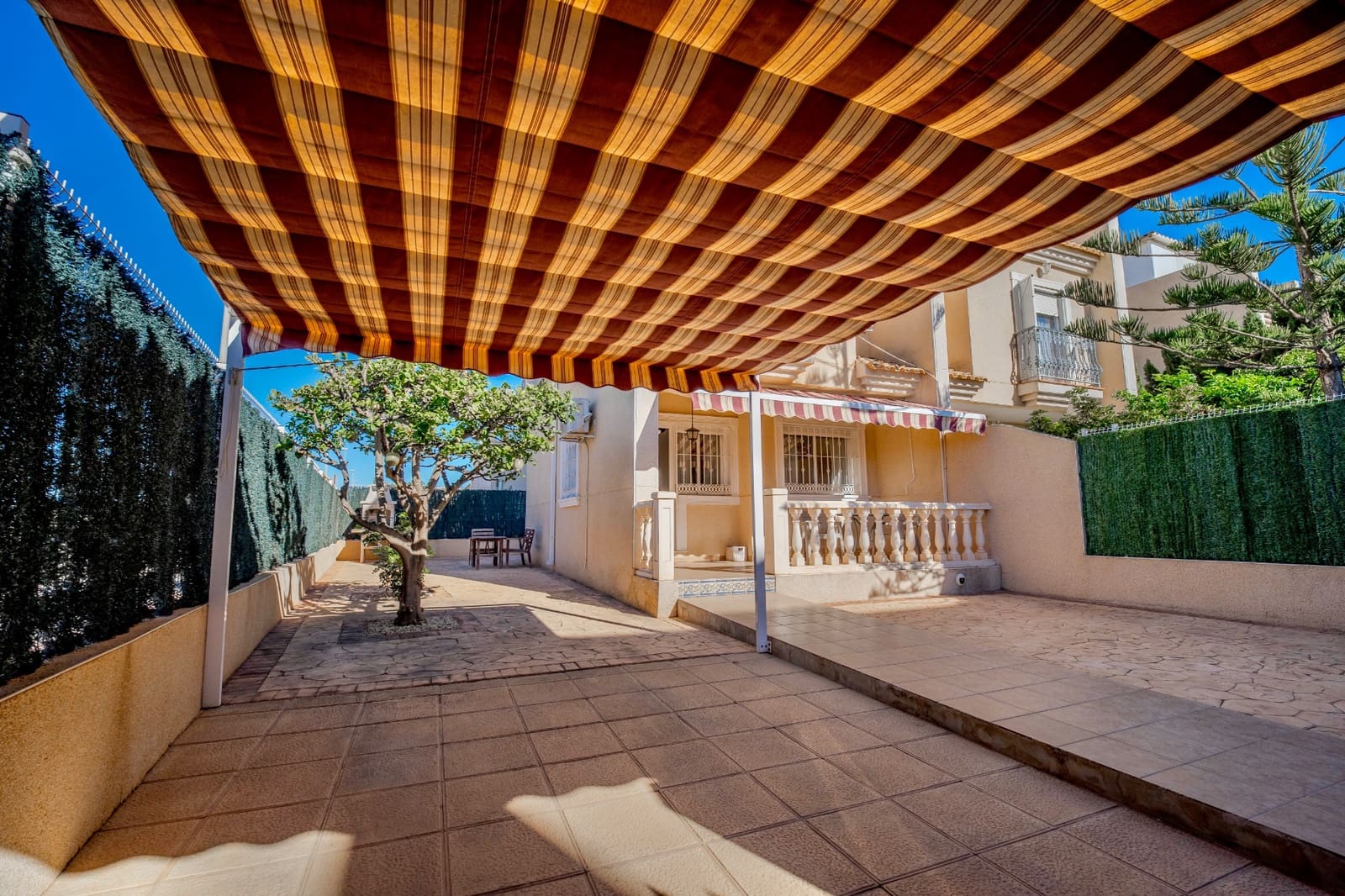 2 camera da letto Villetta Bifamiliare in vendita in Guardamar del Segura - 249.950 € (Rif: 9402666)