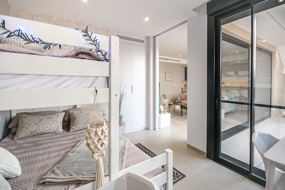 Apartamento de 3 habitaciones en San Pedro del Pinatar en venta con piscina - 355.000 € (Ref: 9409211)