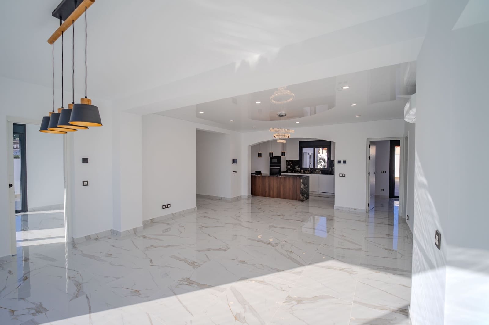 4 soverom Villa til salgs i Ciudad Quesada med svømmebasseng - € 849 000 (Ref: 9417501)