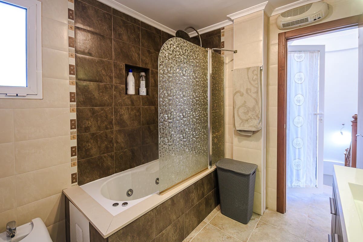 4 Zimmer Villa zu verkaufen in Benferri - 250.000 € (Ref: 9424280)