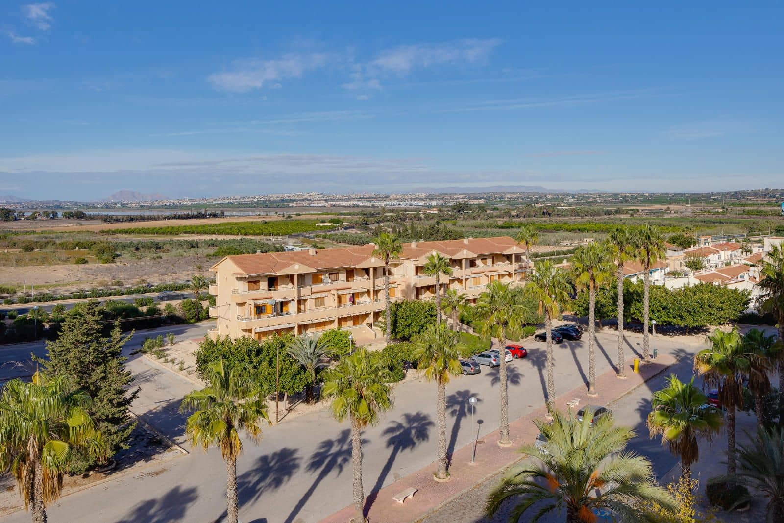 Apartamento de 2 habitaciones en Guardamar del Segura en venta - 155.000 € (Ref: 9424283)