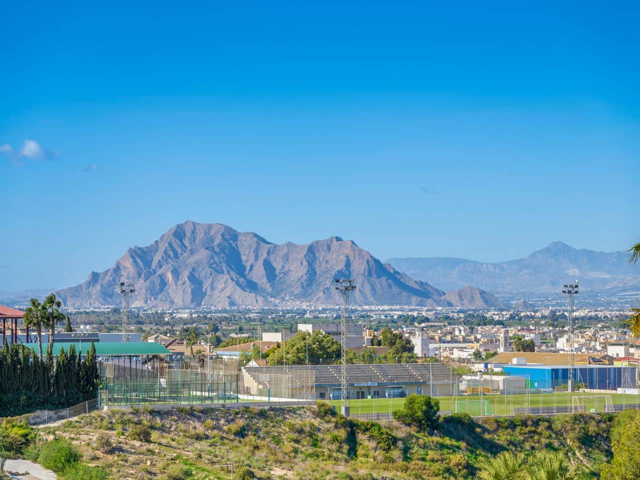 3 sovrum Semi-fristående Villa till salu i Benimar med pool garage - 269 000 € (Ref: 9426892)