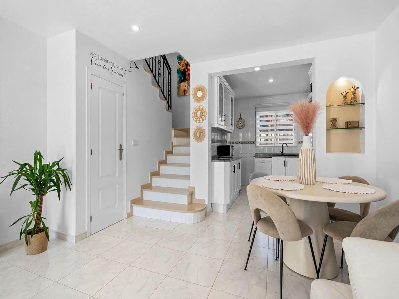 3 sovrum Semi-fristående Villa till salu i Benimar med pool garage - 269 000 € (Ref: 9426892)