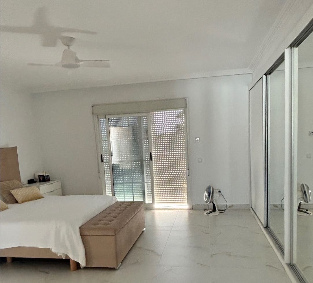 5 soverom Villa til salgs i Dona Pepa med svømmebasseng - € 899 000 (Ref: 9427583)