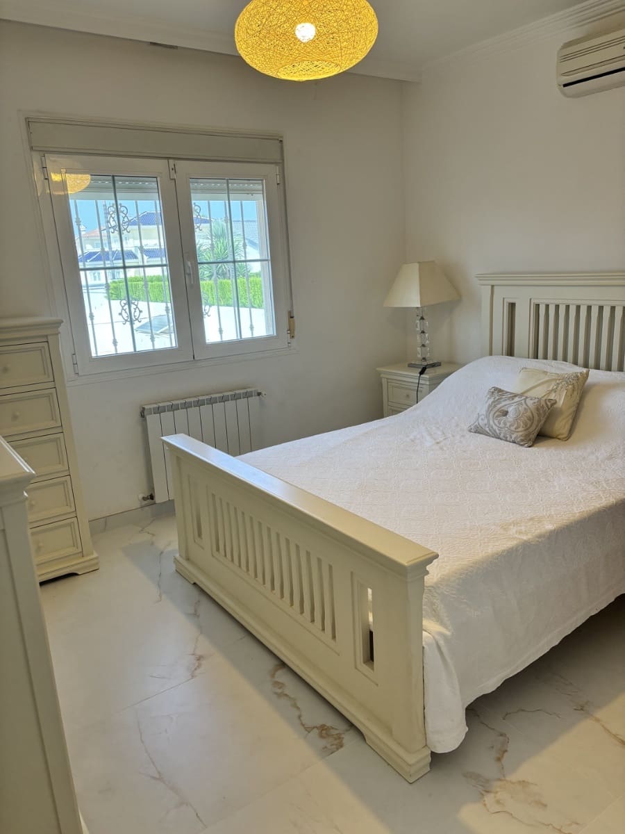 5 soverom Villa til salgs i Dona Pepa med svømmebasseng - € 899 000 (Ref: 9427583)