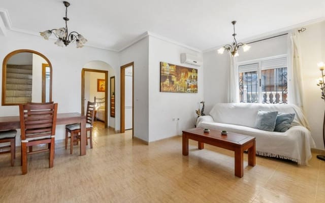 3 soveværelse Byhus til salg i Dream Hills, Orihuela med swimmingpool - € 219.000 (Ref: 9432102)