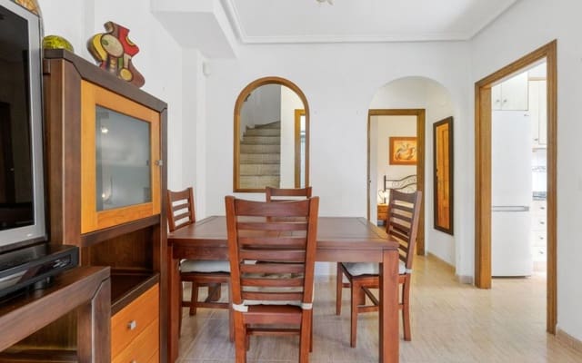 3 soveværelse Byhus til salg i Dream Hills, Orihuela med swimmingpool - € 219.000 (Ref: 9432102)