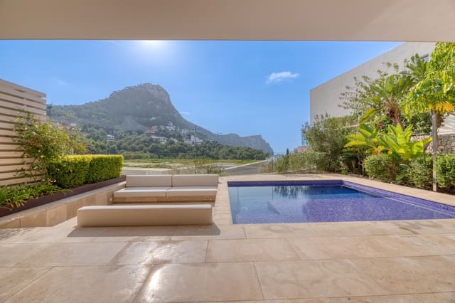 3 slaapkamer Villa te koop in Puerto de Andratx, Andratx met zwembad - € 3.750.000 (Ref: 9433072)