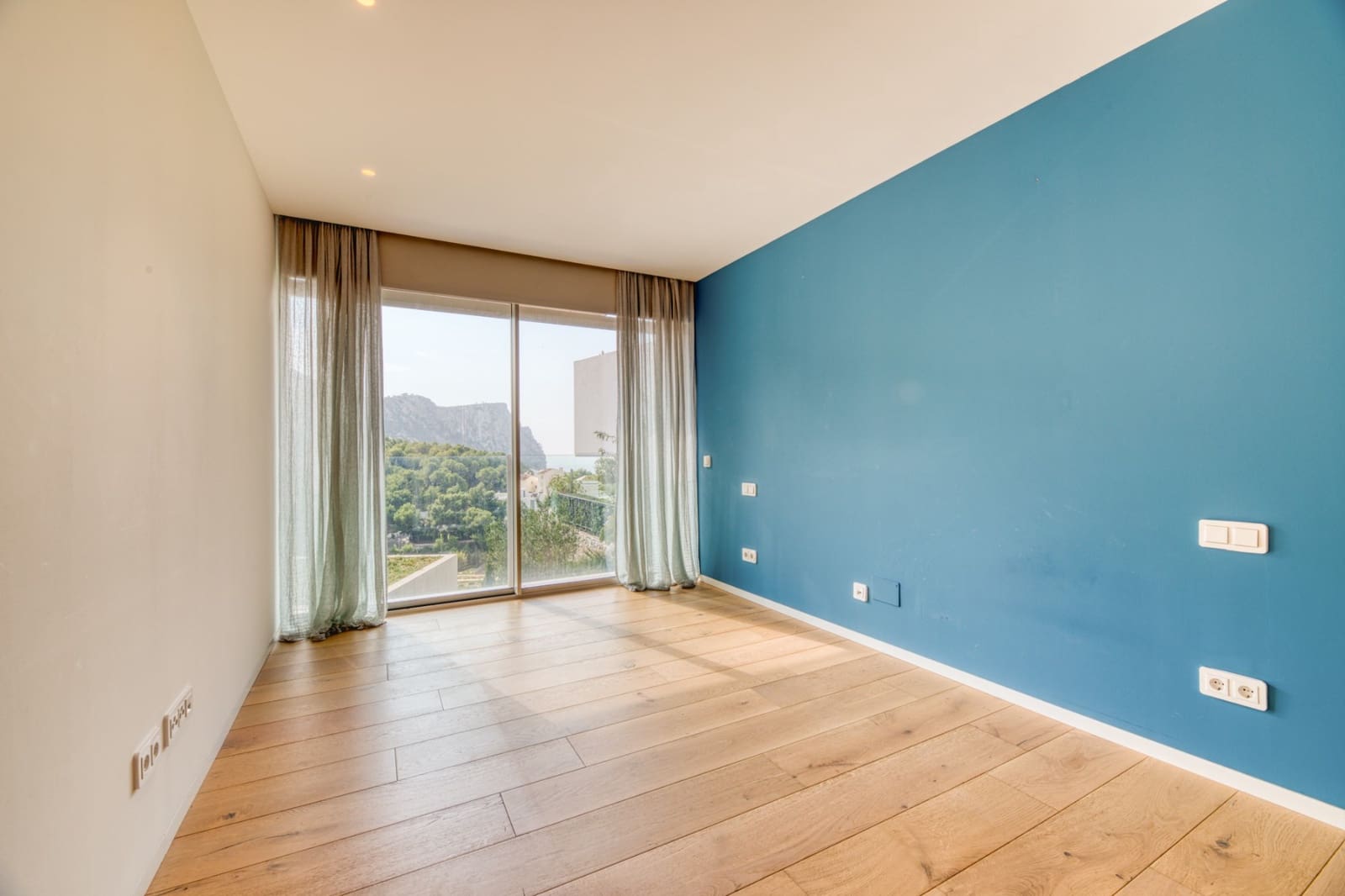 3 slaapkamer Villa te koop in Puerto de Andratx met zwembad - € 3.750.000 (Ref: 9433072)