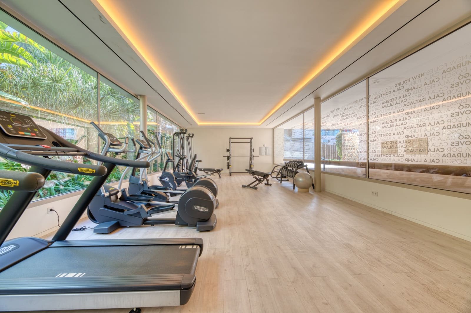 3 slaapkamer Villa te koop in Puerto de Andratx met zwembad - € 3.750.000 (Ref: 9433072)