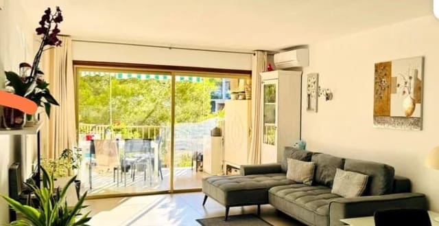2 slaapkamer Appartement te koop in Cala Vinyes / Cala Vinyas / Cala Viñas, Calvià met zwembad - € 649.000 (Ref: 9433075)