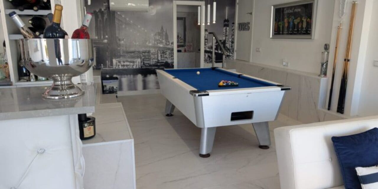 3 camera da letto Villa in vendita in Villamartin con piscina - 489.900 € (Rif: 9441264)