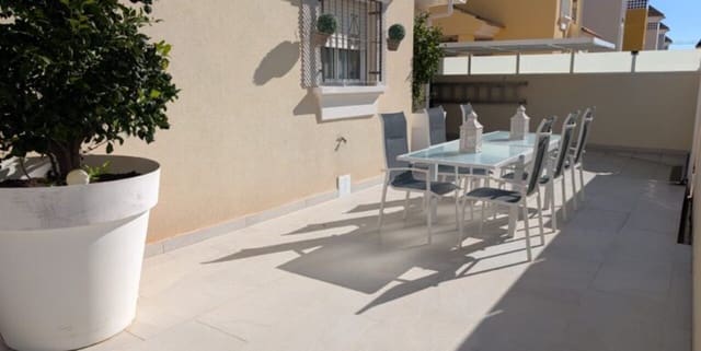 3 camera da letto Villa in vendita in Villamartin, Orihuela con piscina - 489.900 € (Rif: 9441264)