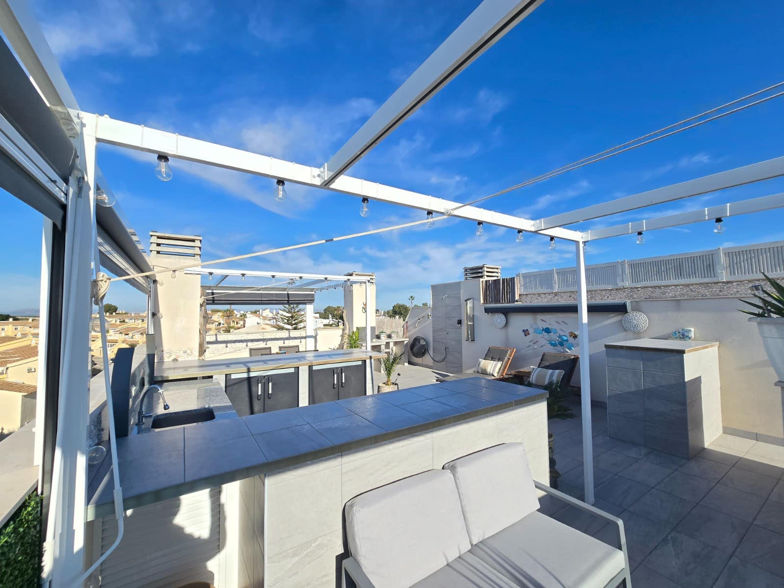 2 slaapkamer Penthouse te koop in Villamartin met zwembad garage - € 335.000 (Ref: 9446129)