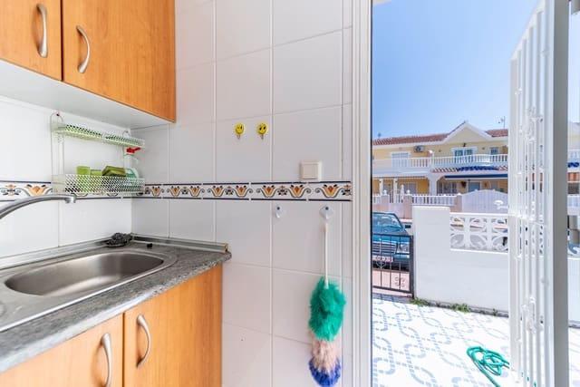 3 soverom Hus til salgs i Doña Pepa, Rojales med svømmebasseng - € 207 500 (Ref: 9447045)