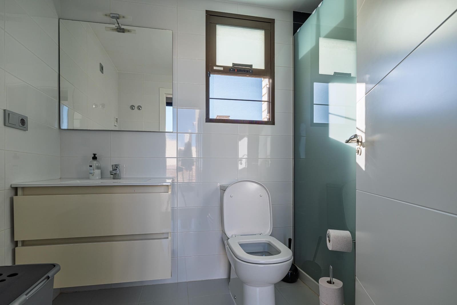 3 quarto Apartamento para venda em Cabo Roig com piscina garagem - 249 900 € (Ref: 9448628)