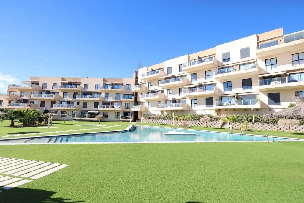 2 Zimmer Apartment zu verkaufen in La Zenia mit Pool Garage - 279.500 € (Ref: 9451004)