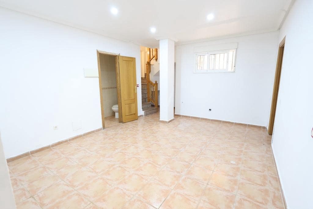 4 Zimmer Villa zu verkaufen in Orihuela Costa mit Garage - 284.900 € (Ref: 9451005)