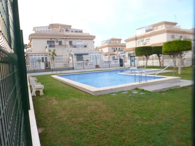 3 sypialnia Willa na sprzedaż w Playa Flamenca, Orihuela z basenem - 389 000 € (Ref: 9451804)