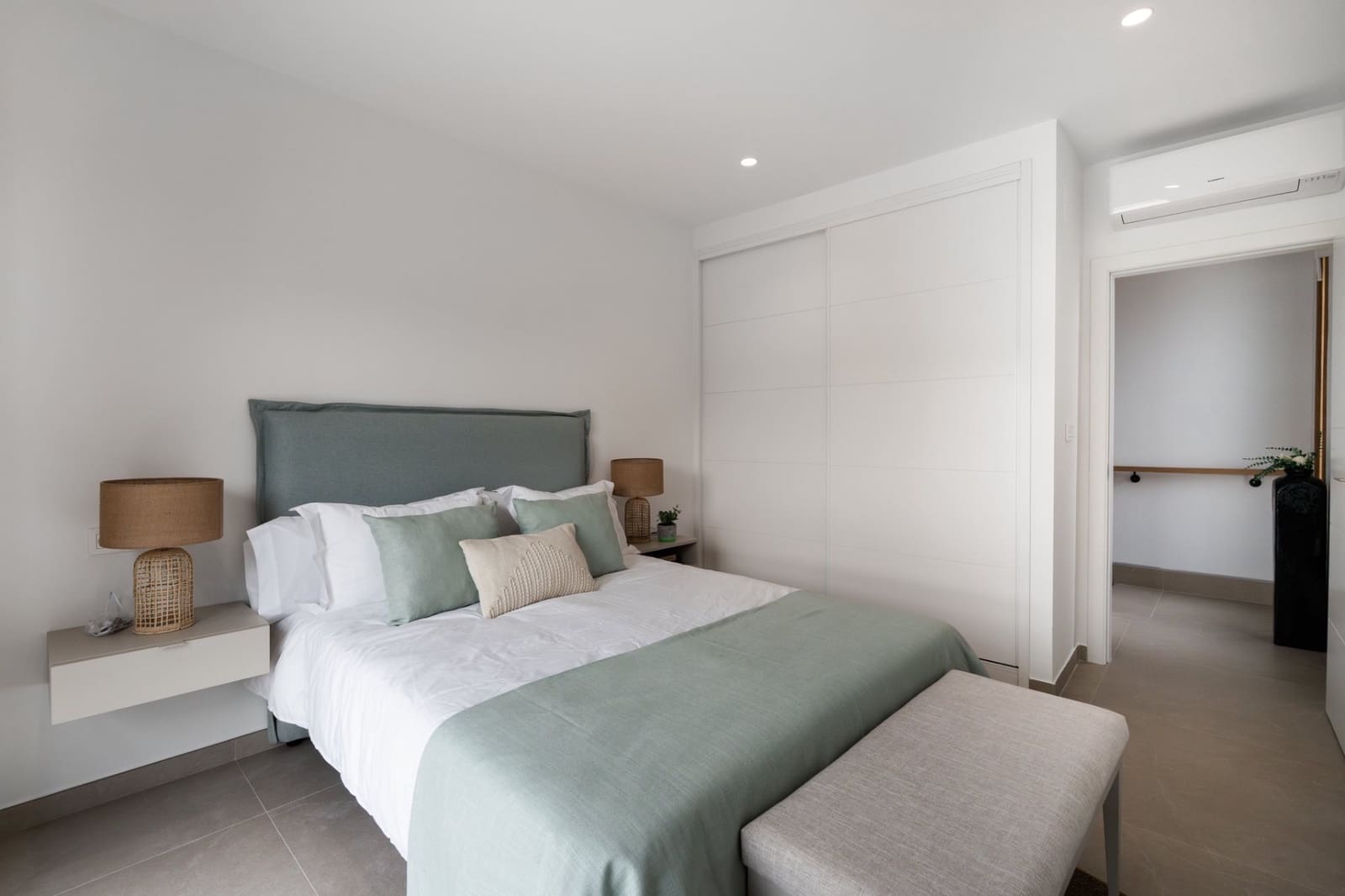 4 quarto Moradia para venda em Campoamor com piscina - 1 350 000 € (Ref: 9453438)