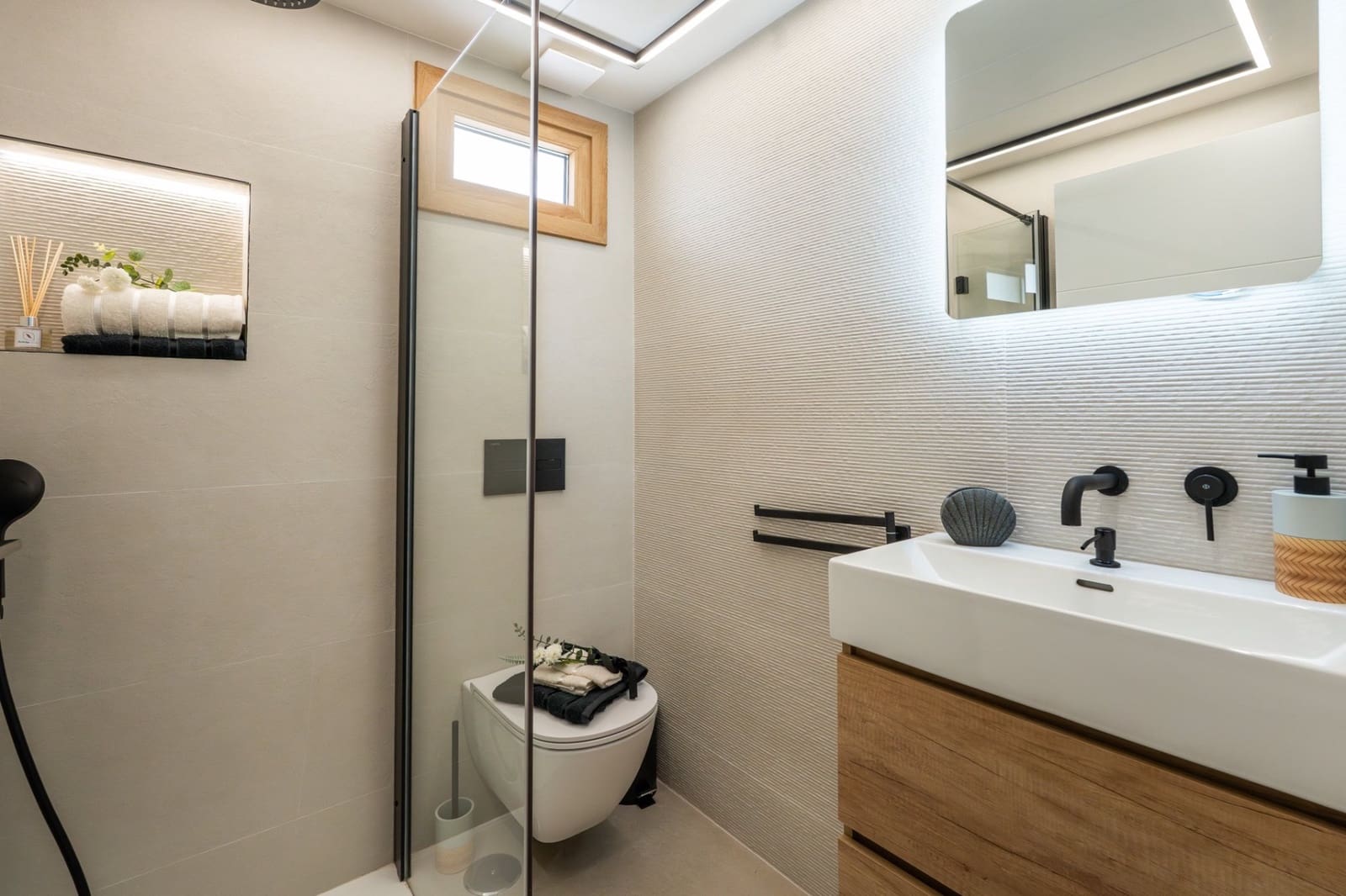 4 quarto Moradia para venda em Campoamor com piscina - 1 350 000 € (Ref: 9453438)