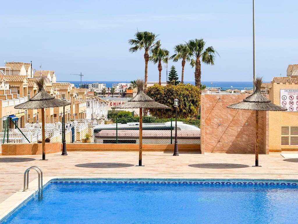 2 sypialnia Apartament na sprzedaż w Orihuela Costa z basenem garażem - 150 000 € (Ref: 9455870)