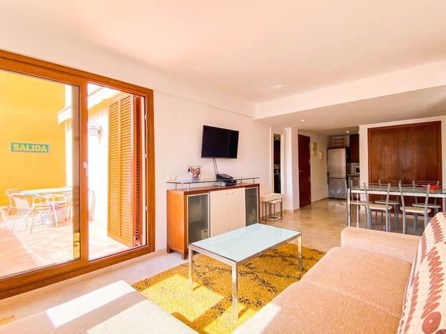 Apartamento de 2 habitaciones en Punta Prima, Orihuela en venta con piscina garaje - 270.000 € (Ref: 9455872)