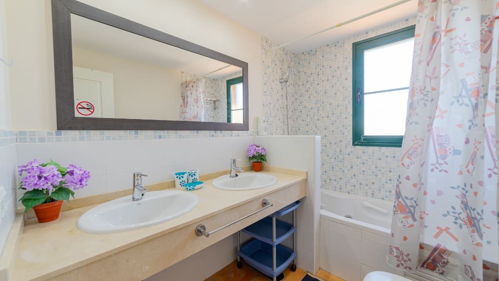 3 quarto Casa em Banda para venda em Finestrat com piscina garagem - 349 000 € (Ref: 9455873)